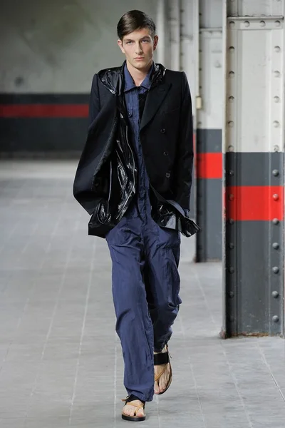 Look 47